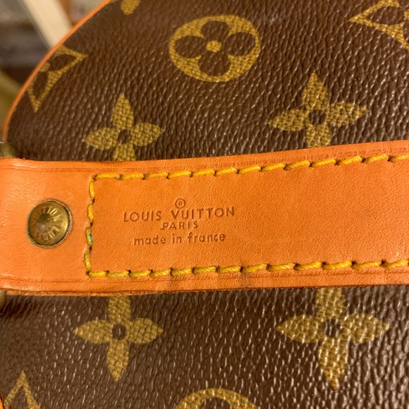 Authentic Louis Vuitton Keepall55 with strap - Picture 7 of 14